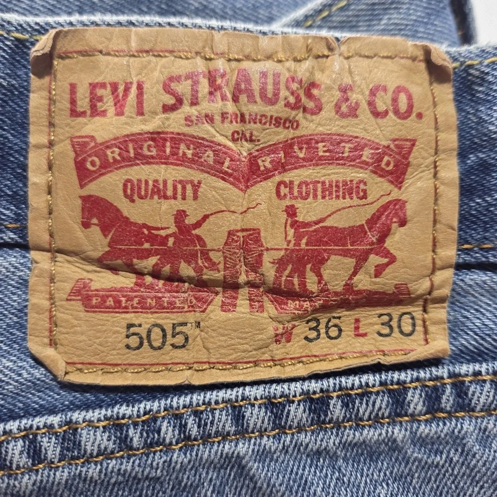 Levi's 505 jeans 36/30 Denim Medium Wash